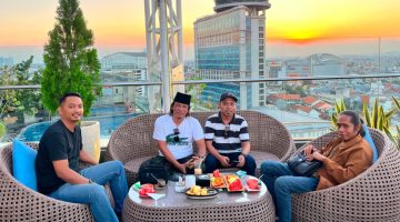 MBG: Malaikat Berjubah Gelap
