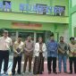 Anggota Komisi VIII DPR RI Fraksi PDI Perjuangan Dapil Jawa Timur XI (Madura), Hj. Ansari, S.Pd.I., saat bersilaturahmi dengan Kepala MAN Sumenep dan jajaran dewan guru, sekaligus menyerap aspirasi untuk penguatan dunia pendidikan Madura.